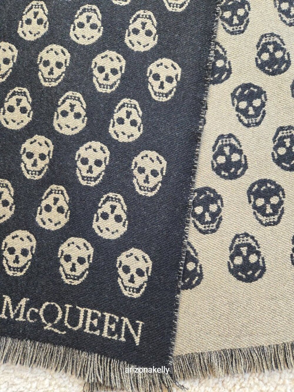 McQueen Wool Skull Scarf Jacquard Black & Tan - Picture 2 of 15